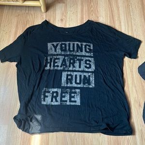 American Eagle women’s sleep shirt